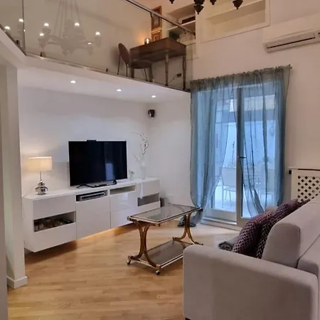 Festus Avenius Balduina Loft